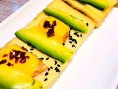 牛油果三文鱼吐司-牛油果大师寿司(瑞景店)