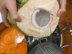 -老何家后安粉·糟粕醋海鲜火锅(三亚湾椰梦长廊店)