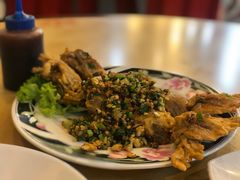 -大树下海鲜饭店