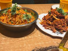 -喝丢一只鞋海鲜烧烤·海肠捞饭(东关街店)