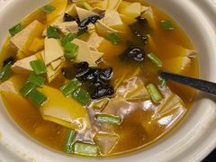 红汤百叶豆腐-黄嘉喜来登酒店-采悦轩中餐厅(滨江中路店)