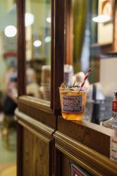 -IMUSE BARBER SHOP