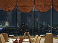 -荣誉国际酒店-云顶旋转餐厅
