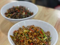 -笨罗卜浏阳菜馆(太平街店)