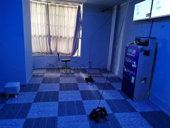 -VR 间客漫·PS电玩·虚拟现实包间游戏电竞(街道口店)