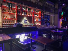 -UP嘻哈酒吧(粉巢店)