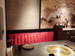 -铭牛烧肉·和牛海鲜自助(高新月牙湖店)