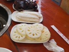 -刘胖娃鱼庄·特色肥肠鱼(杨家坪店)