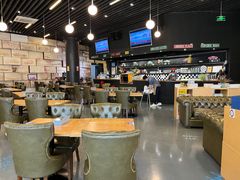大堂-汽车博物馆主题餐厅