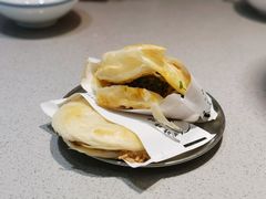 肥肠咔饼-小豆海棠(嘉兴路店)