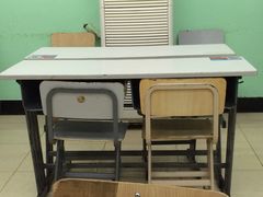 希望小学堂-做了不起的80后