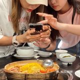 怨种闺蜜被我叫来吃榴莲鸡煲🐔被香迷糊了