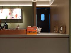 -星巴克臻选(上海中环广场2F店)