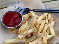 -J Create城市露营咖啡·简餐·宠物(上海动物园店)