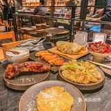 这家可以称为沈阳的神仙餐厅～ 店内环境装修非常有设计