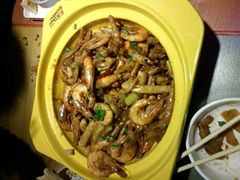 -多嘴肉蟹煲(万达店)