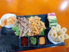 -伊带伊路新疆美食府(呼家楼店)
