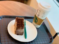 -星巴克(恒隆广场店)