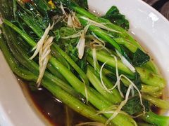 -三文彩虹鳟鱼庄
