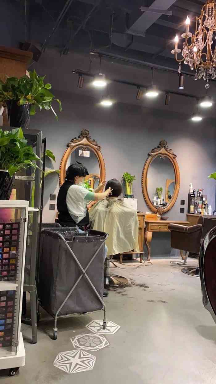 美容美发与形象设计专业教学德信体育- 德信体育官方网站- 德信体育APP下载 DEXIN SPORTS内容