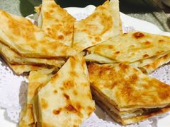 -阿三鱼头泡饼·家常菜