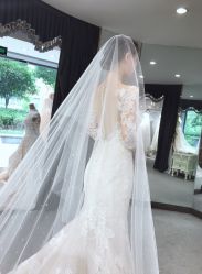 -艾米丽婚纱礼服