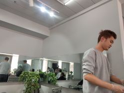 -I+造型烫发染发