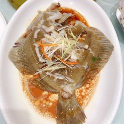 -鑫淼餐饮娱乐中心(江东街店)