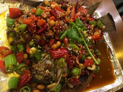 东巴烤鱼-小厨子私房菜·云南美食店