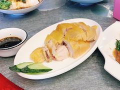 -侬佳蒸菜馆(听潮店)