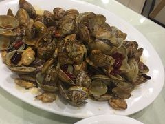 辣炒蚬子-添福来墨鱼饺子 · 海鲜东北菜(大连星海·黄浦路店)