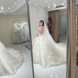 -拉瑞娜LaReine婚纱礼服高级定制