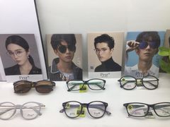 -翰佐蔡司小乐圆·依视路星趣控·暴龙眼镜折扣店