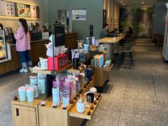 -星巴克臻选(威海威高广场店)