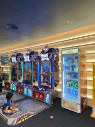 -奈尔宝·国风主题儿童乐园·亲子餐厅(豫园商城店)