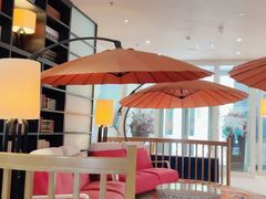 -喜鹊愉家酒店(郑州曼哈顿博览中心地铁站店)