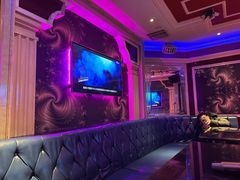 -卡佐主题KTV(领世郡店)