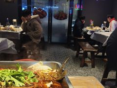 -老街烧烤大排档·地道湖北菜·龙虾馆(汉口火车站店)