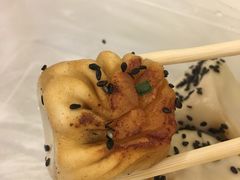 -老上海食惠裡小籠包生煎包