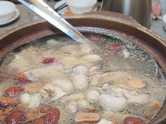 -东记炭炉·海鲜鸡煲(龙华店)