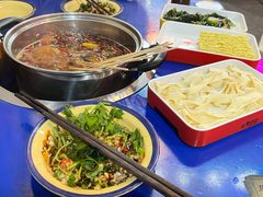 -马路边边火锅串串(观前街店)