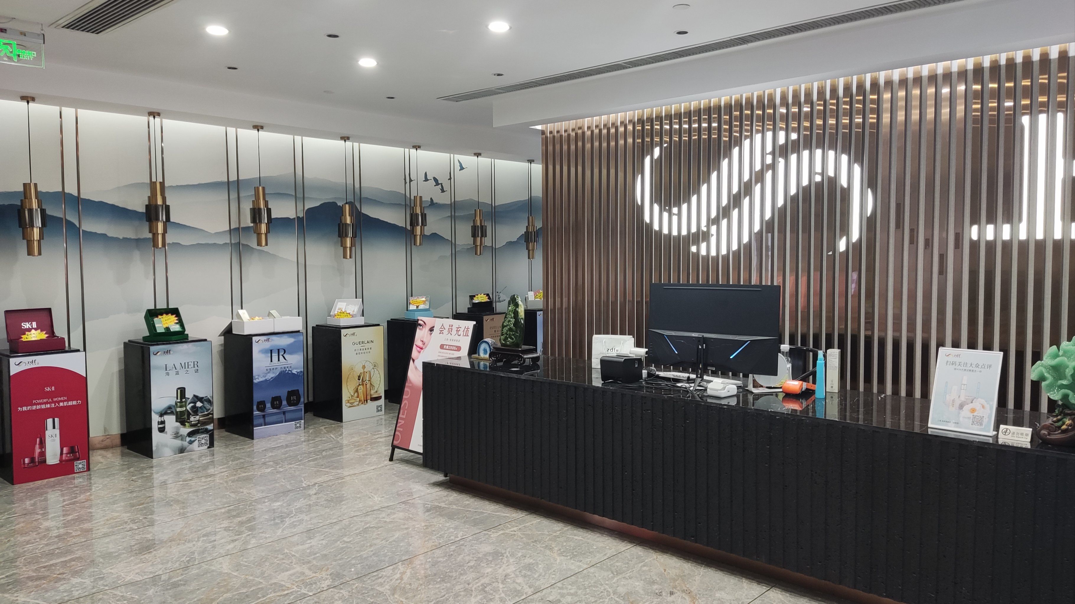 整洁的前台,高效的工作