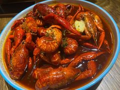-叶派龙虾•招牌香辣蟹·海鲜(中海国际店)