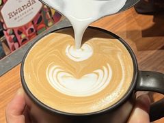 -星巴克臻选(上海中环广场2F店)