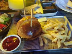 -LENBACH兰巴赫西餐啤酒坊(大连东港店)