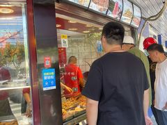 门面-晶牌烤鸭(延吉东路557弄小区店)