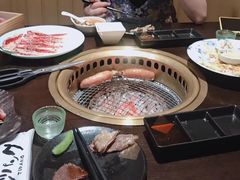 -山川小町·极番烧肉(新地假日广场店)