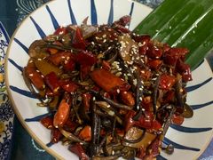 干煸野生菌-蜗牛小馆醉乡民谣云南菜(惠新西里店)