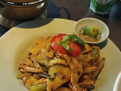 -大头虾越式风味餐厅(光明广场店)