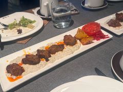 -Efes Turkish & Mediterranean Cuisine 艾菲斯餐厅(陆家嘴店)